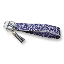 Load image into Gallery viewer, Cool Cheetah Print Keychain Wristlet