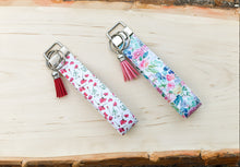 Load image into Gallery viewer, Beautiful Blush Floral Keychain Wristlet