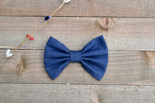 Load image into Gallery viewer, Navy Classic Bow