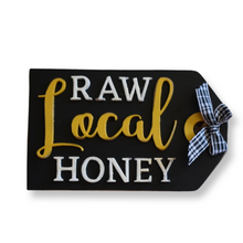 Load image into Gallery viewer, Wooden Bee Sign Set